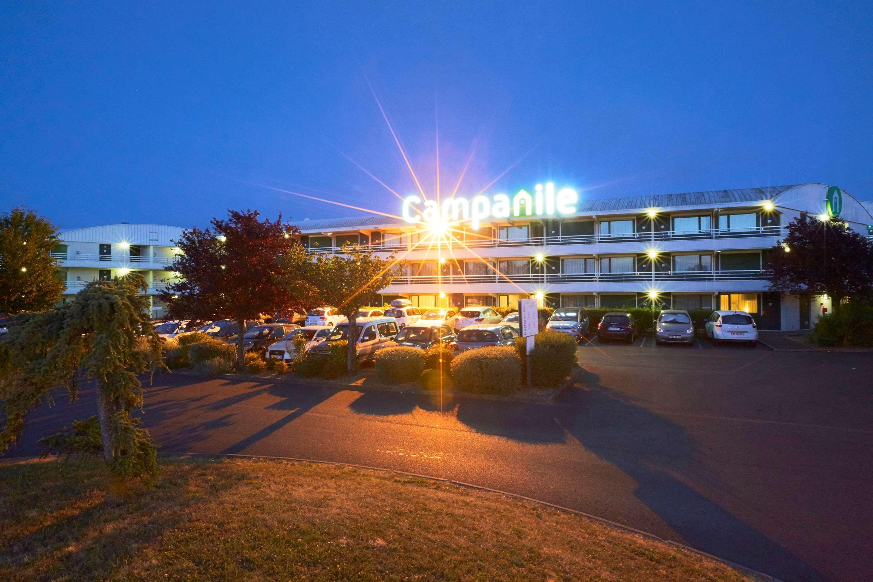 Campanile Poitiers - Site Du Futuroscope Hotel Chasseneuil-du-Poitou Exterior photo